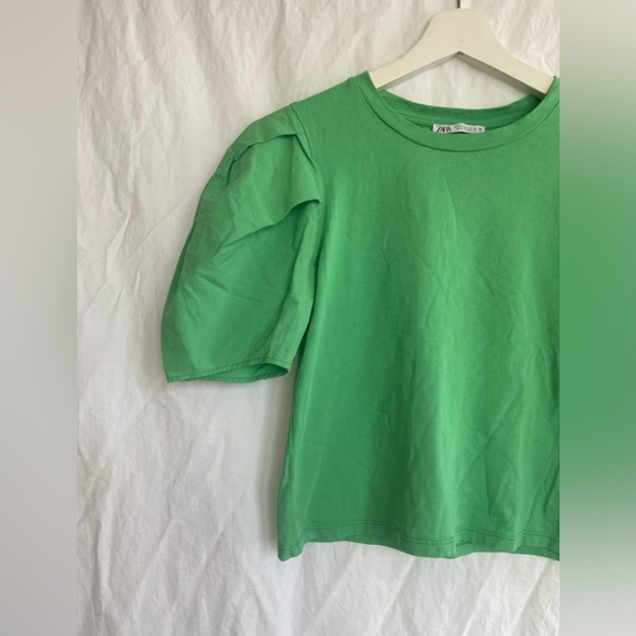 Zara VOLUMINOUS PLEATED TOP Puff  Blouse, Size Small - Picture 2 of 14